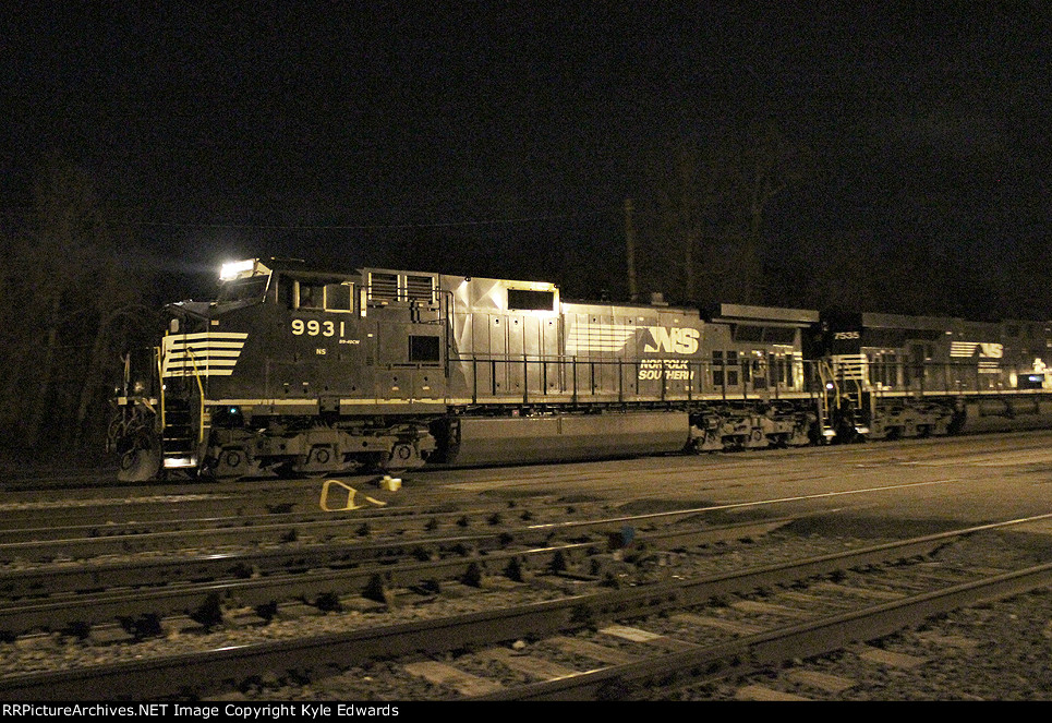 NS C40-9W #9931 on 25T